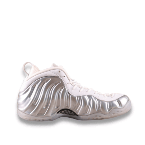 Women’s Nike Air Foamposite One Chrome White