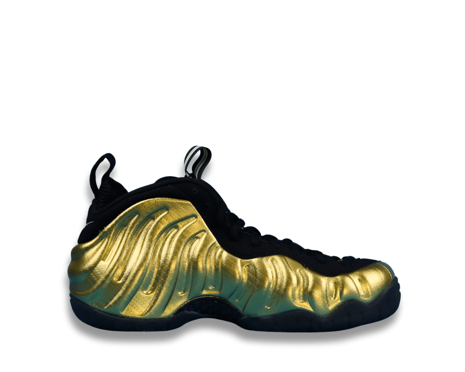 Nike-Air-Foamposite-Metallic-Gold-3