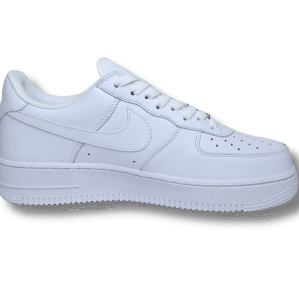 Nike Air Force 1 Low Supreme White