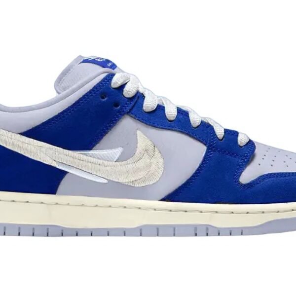 Nike SB Dunk Low Pro Fly Street Wear